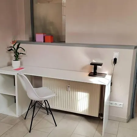 Lime Homes: Zentral Kueche Netflix Apartment *